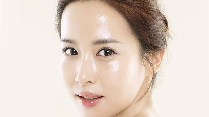 Carbon-Facial-in-Noida